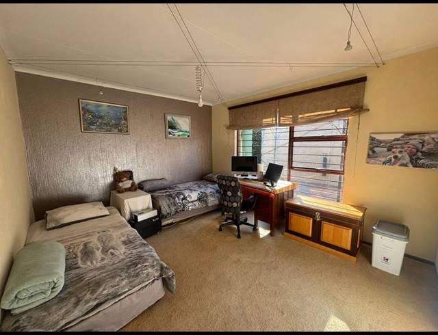 2 BEDROOM HOUSE FOR SALE IN BERGBRON